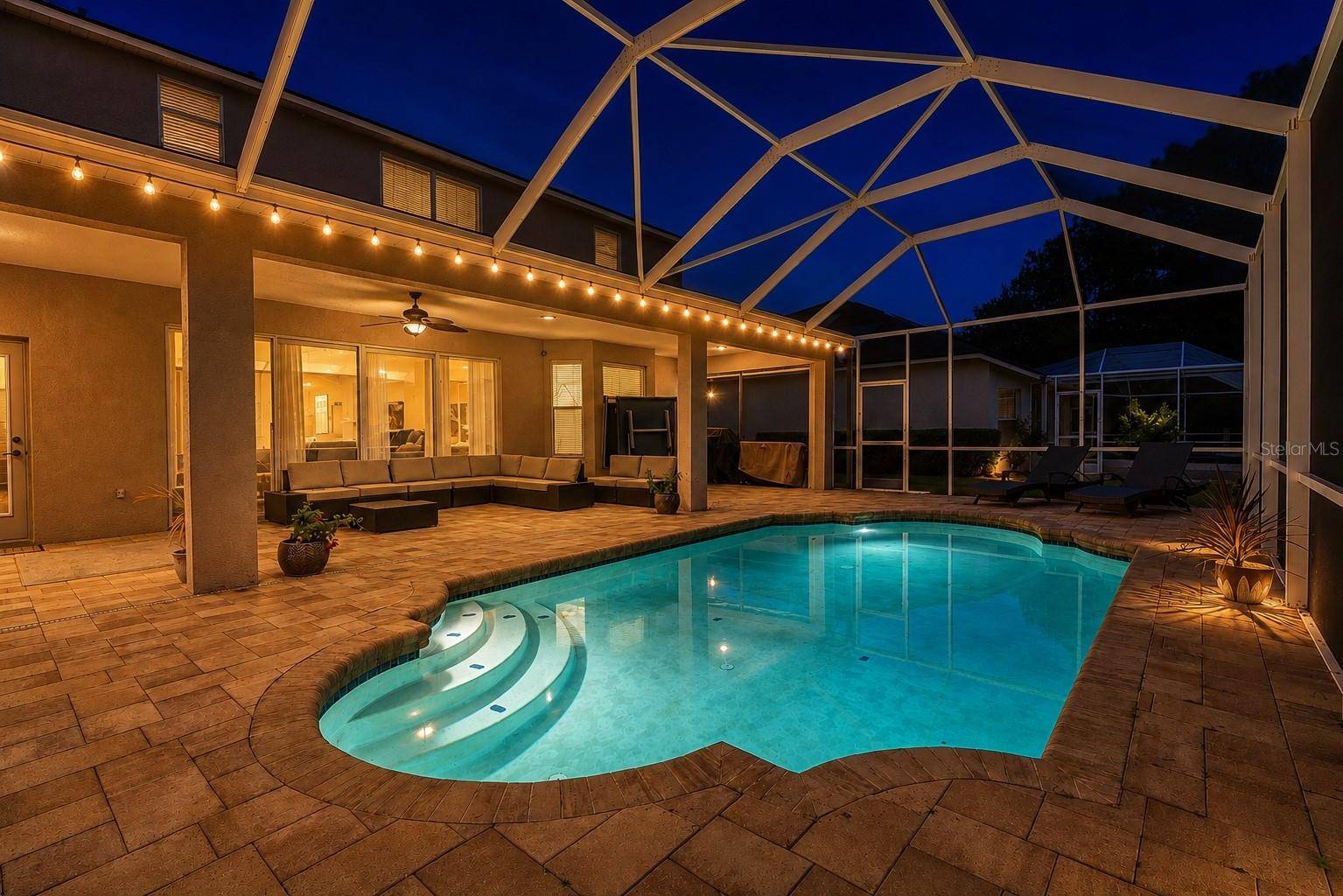 10436 CANARY ISLE DR, Tampa, FL 33647