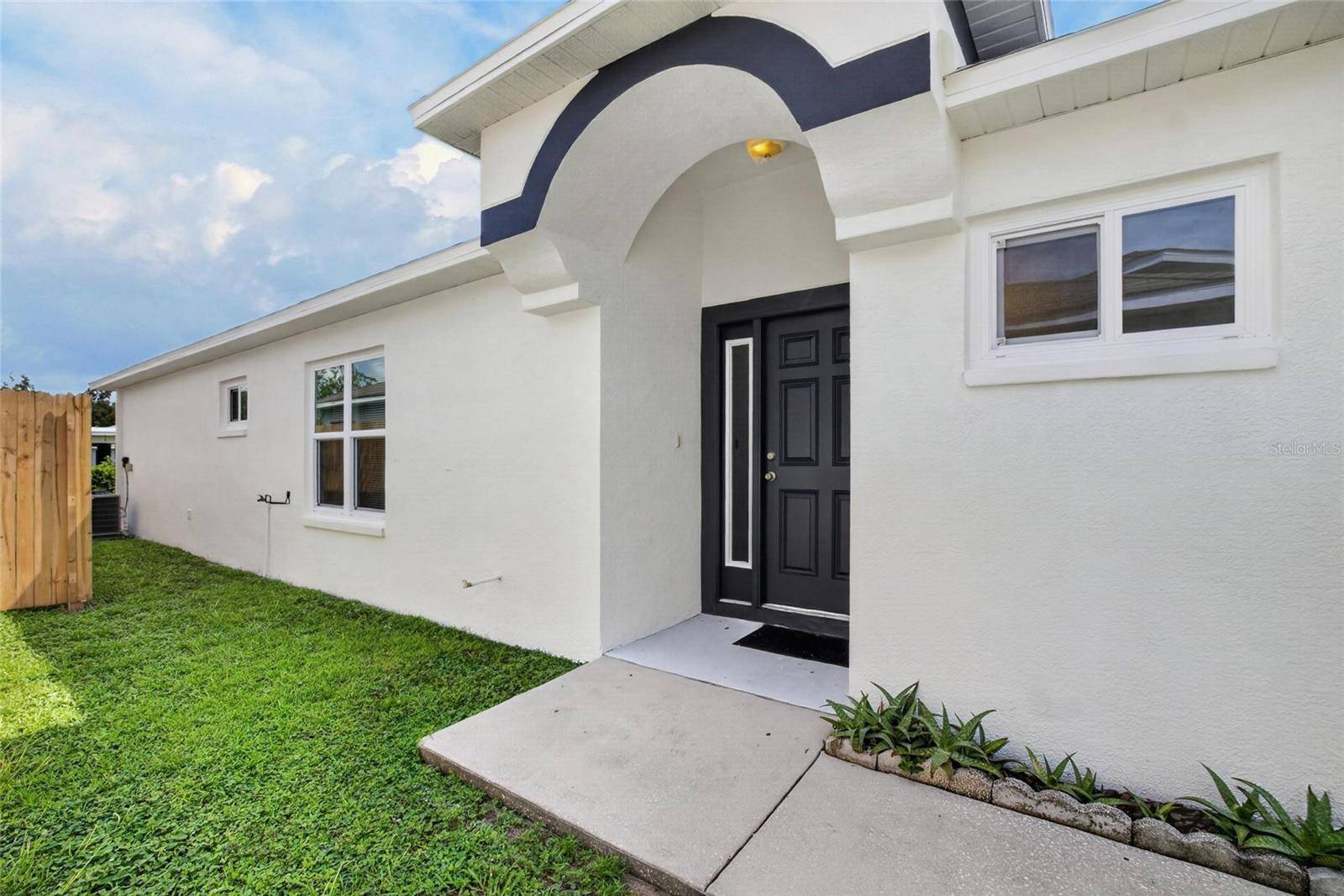 535 SCARLET MAPLE CT, Plant City, FL 33563