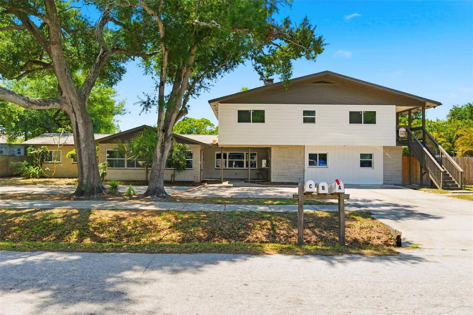 5136 68TH ST N, St Petersburg, FL 33709