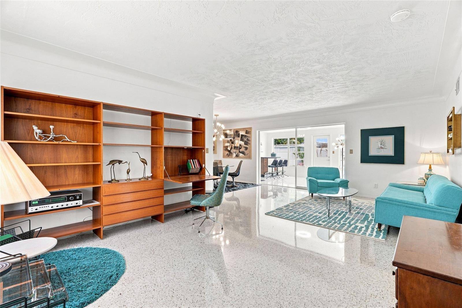 1842 59TH WAY N, St Petersburg, FL 33710