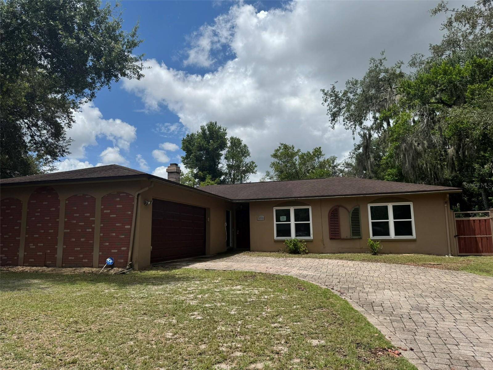 10916 N 19TH ST, Tampa, FL 33612
