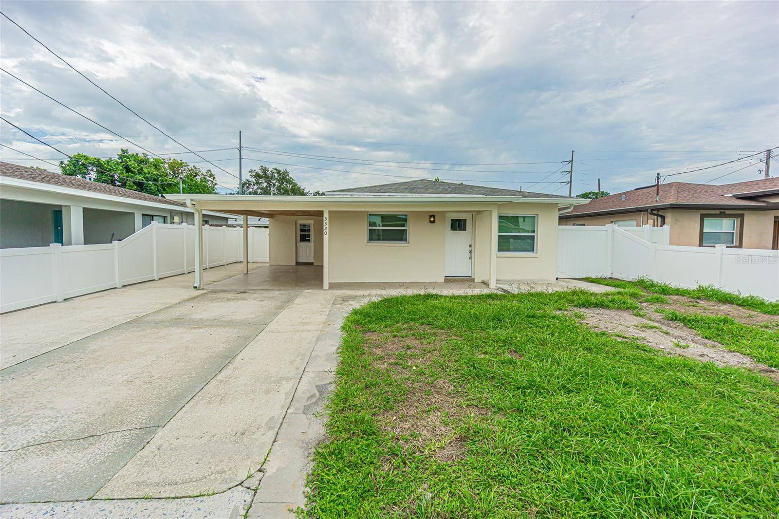 3320 W LEROY ST, Tampa, FL 33607