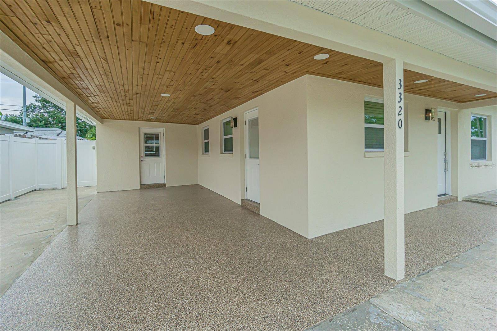 3320 W LEROY ST, Tampa, FL 33607