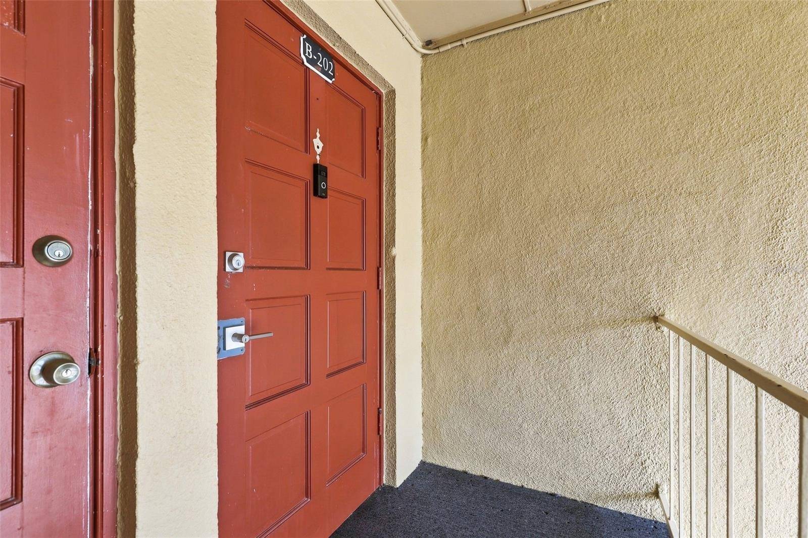 1000 LAKE OF THE WOODS BLVD #B202, Fern Park, FL 32730