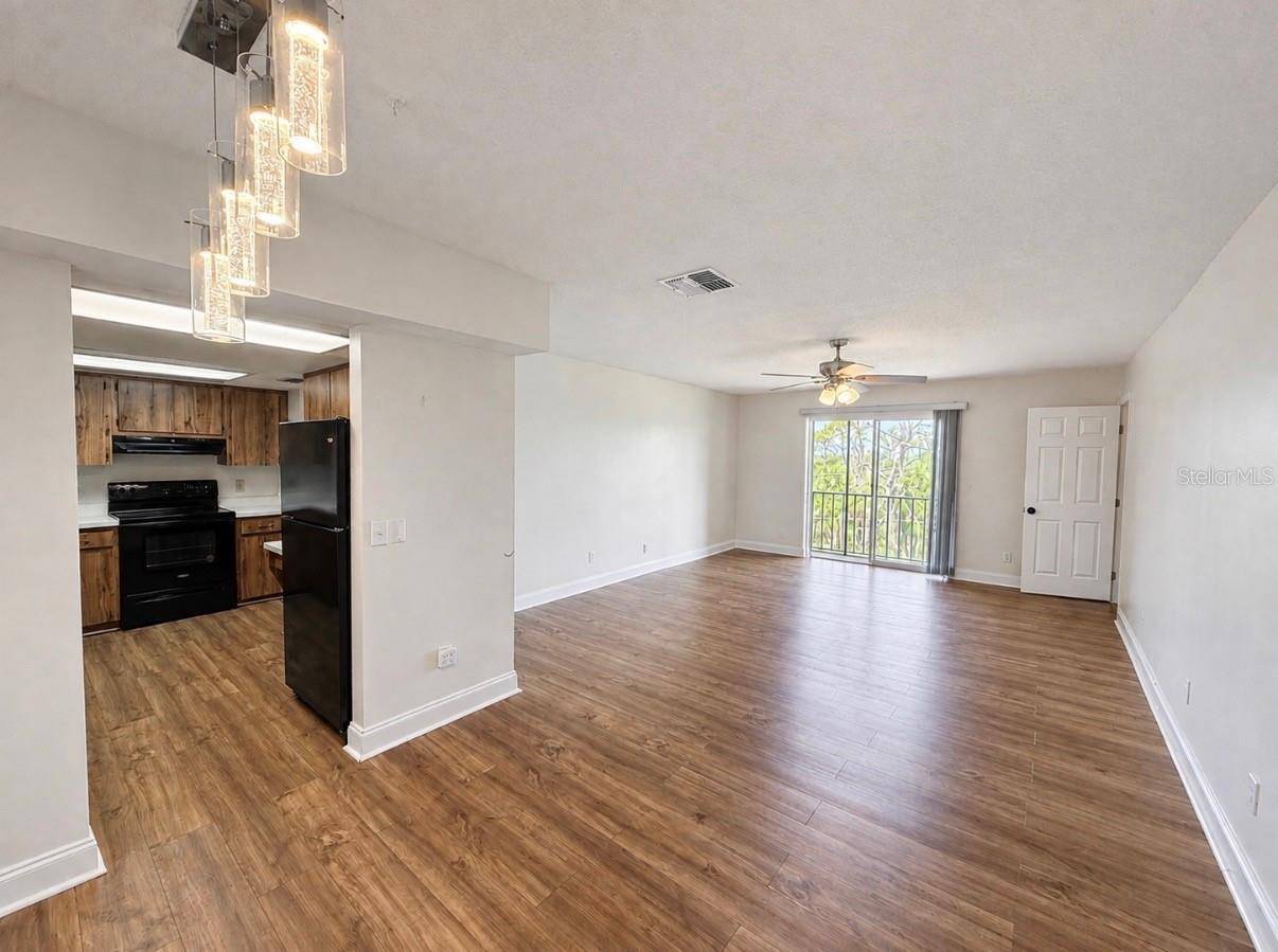 5541 BAY BLVD #550, Port Richey, FL 34668