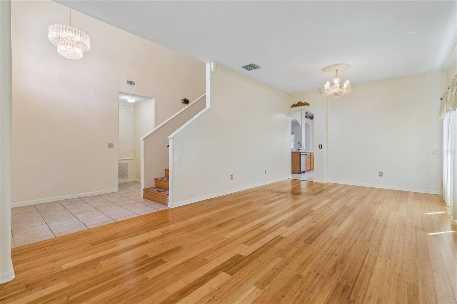 12803 LONGCREST DR, Riverview, FL 33579