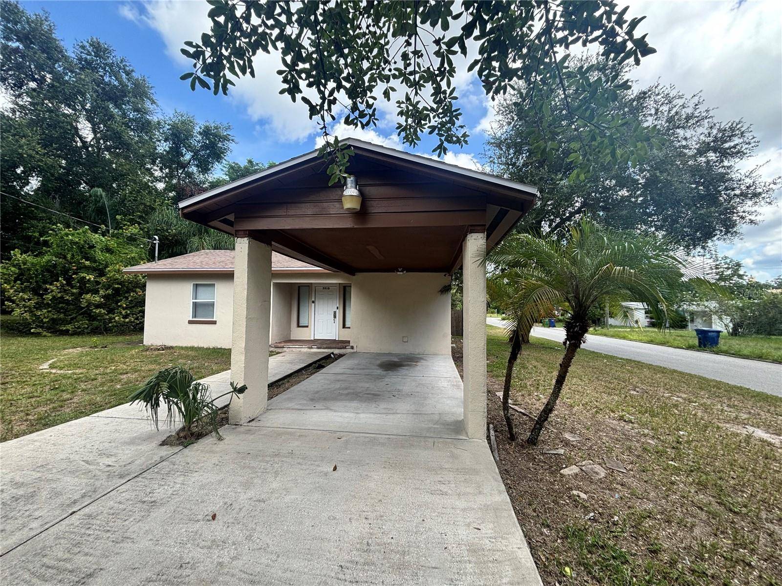 3910 E ELLICOTT ST, Tampa, FL 33610