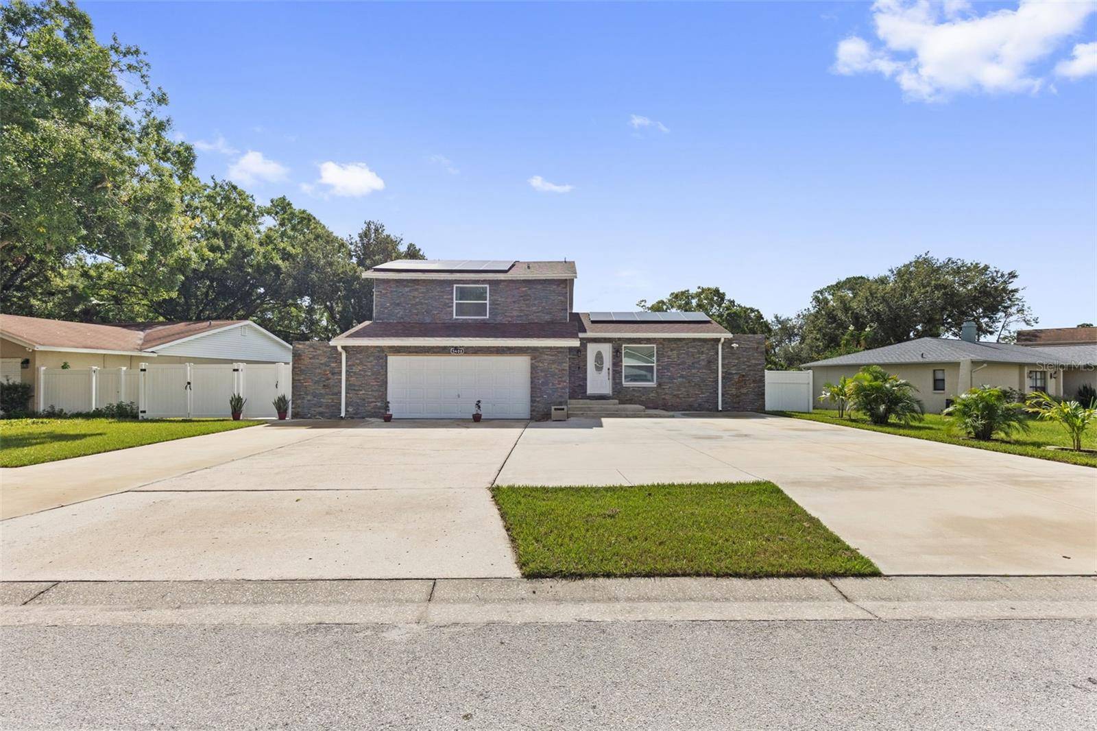 5408 PENTAIL CIR, Tampa, FL 33625