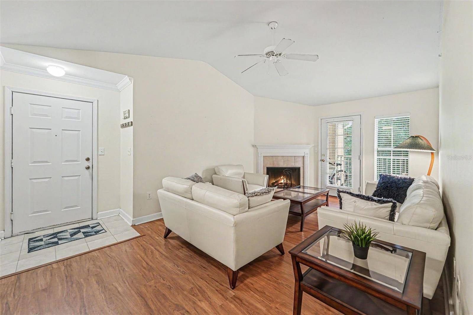 18193 STERLING GATE CIR, Tampa, FL 33647