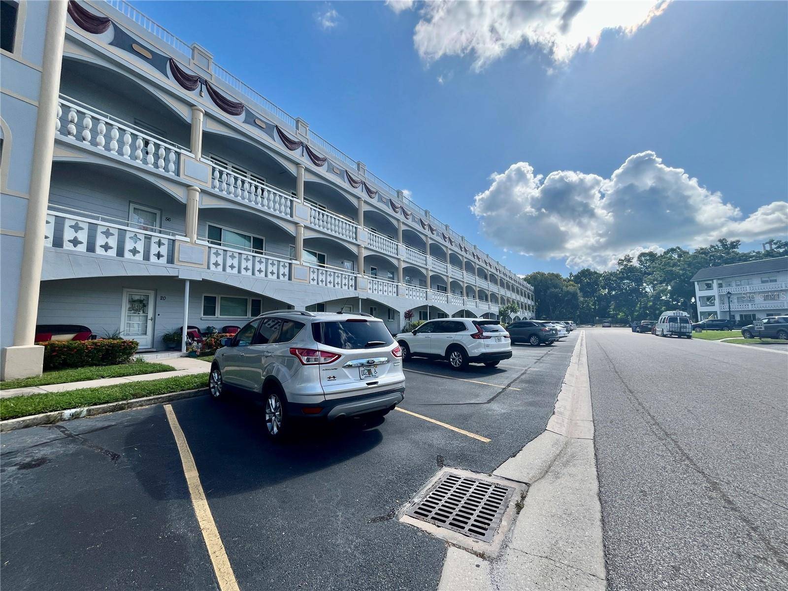 2460 FRANCISCAN DR #28, Clearwater, FL 33763