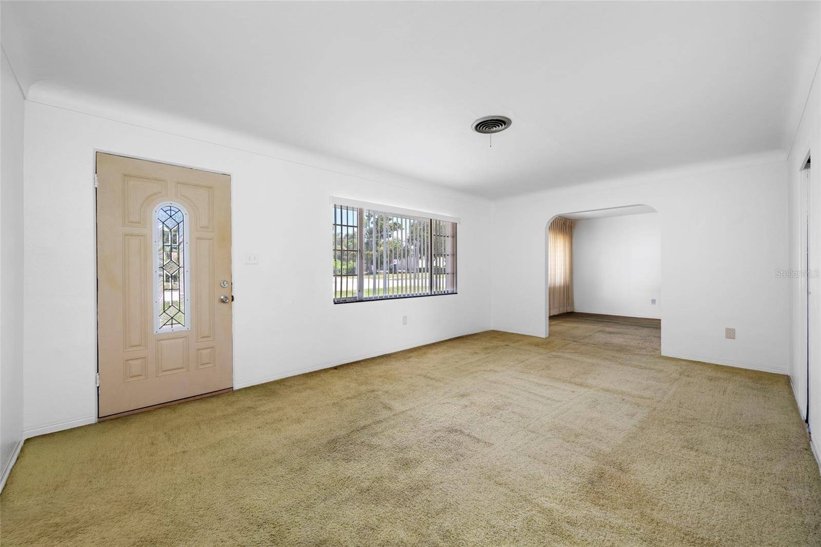 5000 9TH AVE N, St Petersburg, FL 33710
