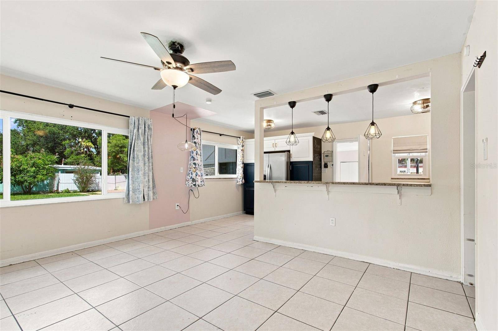 2002 E HAMILTON AVE, Tampa, FL 33610