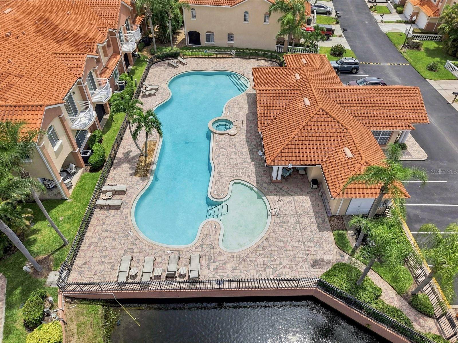 6343 VISTA VERDE DR E, Gulfport, FL 33707