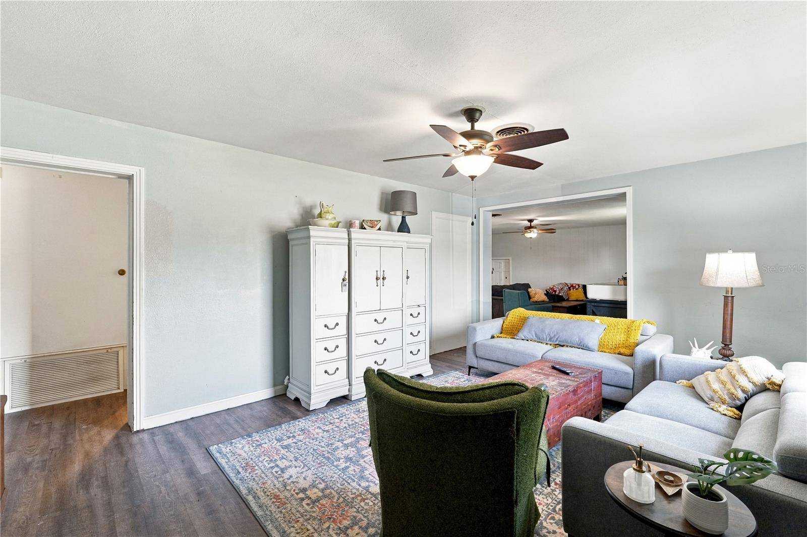 603 N CENTRAL AVE, Oviedo, FL 32765