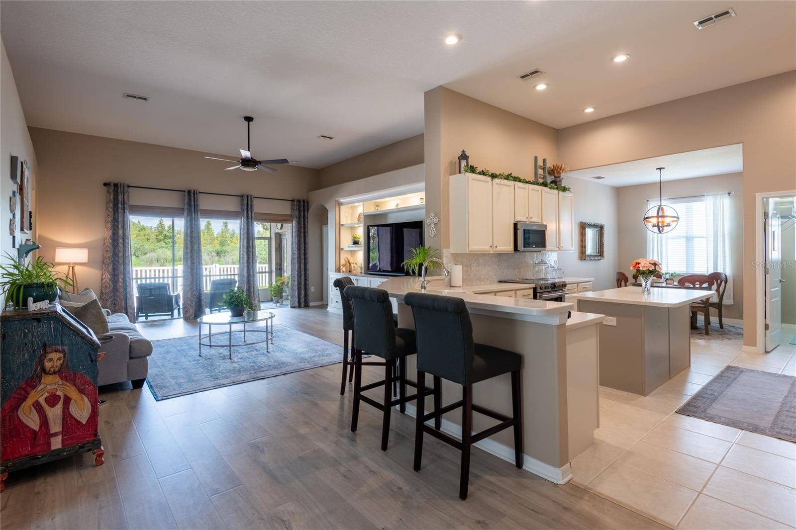 3307 CHESSINGTON DR, Land O Lakes, FL 34638