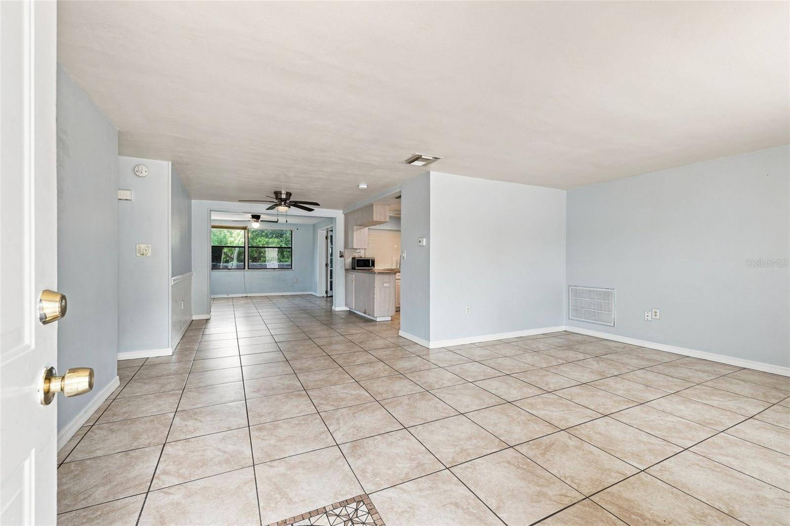 3431 OVERLAND DR, Holiday, FL 34691