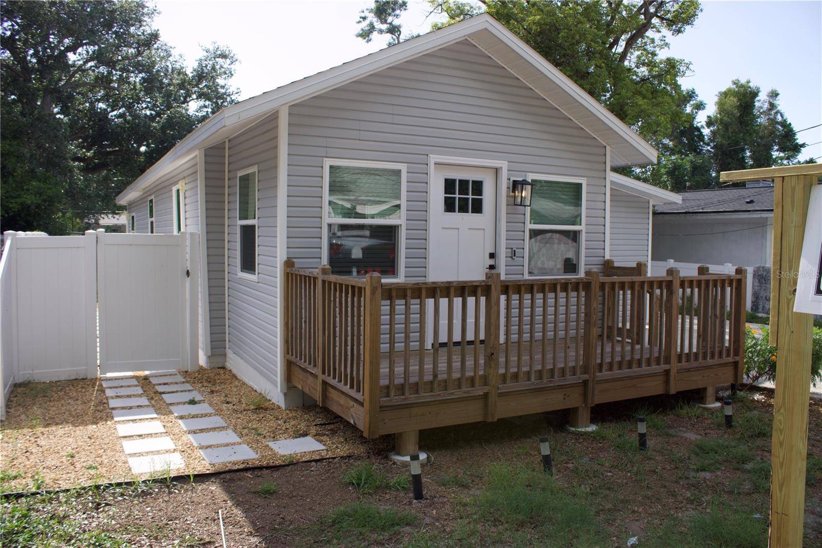 1574 EWING AVE, Clearwater, FL 33756