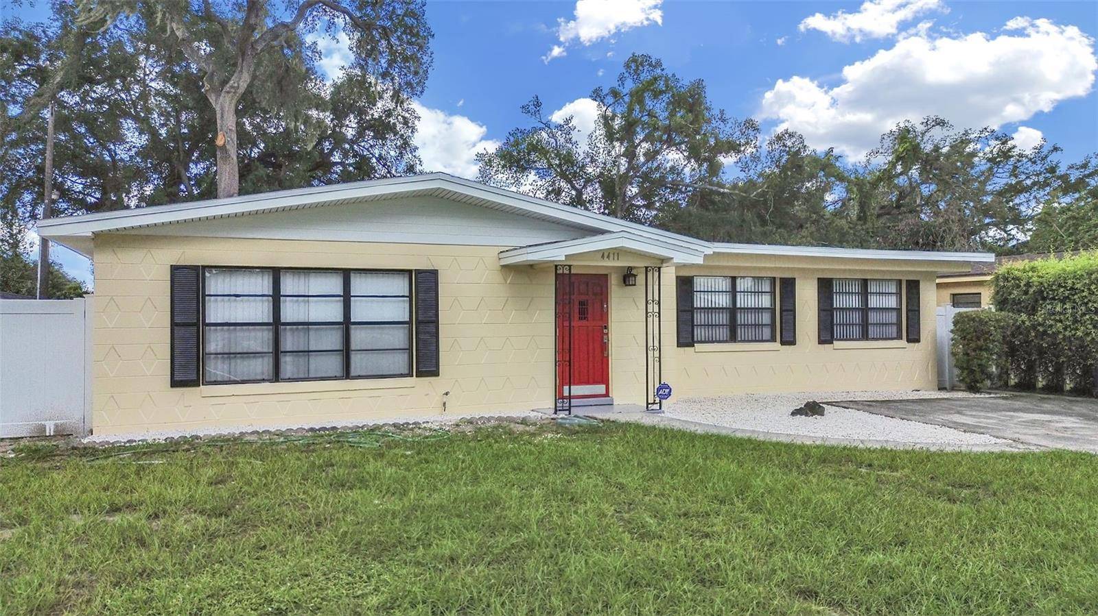 4411 BASS ST, Tampa, FL 33617