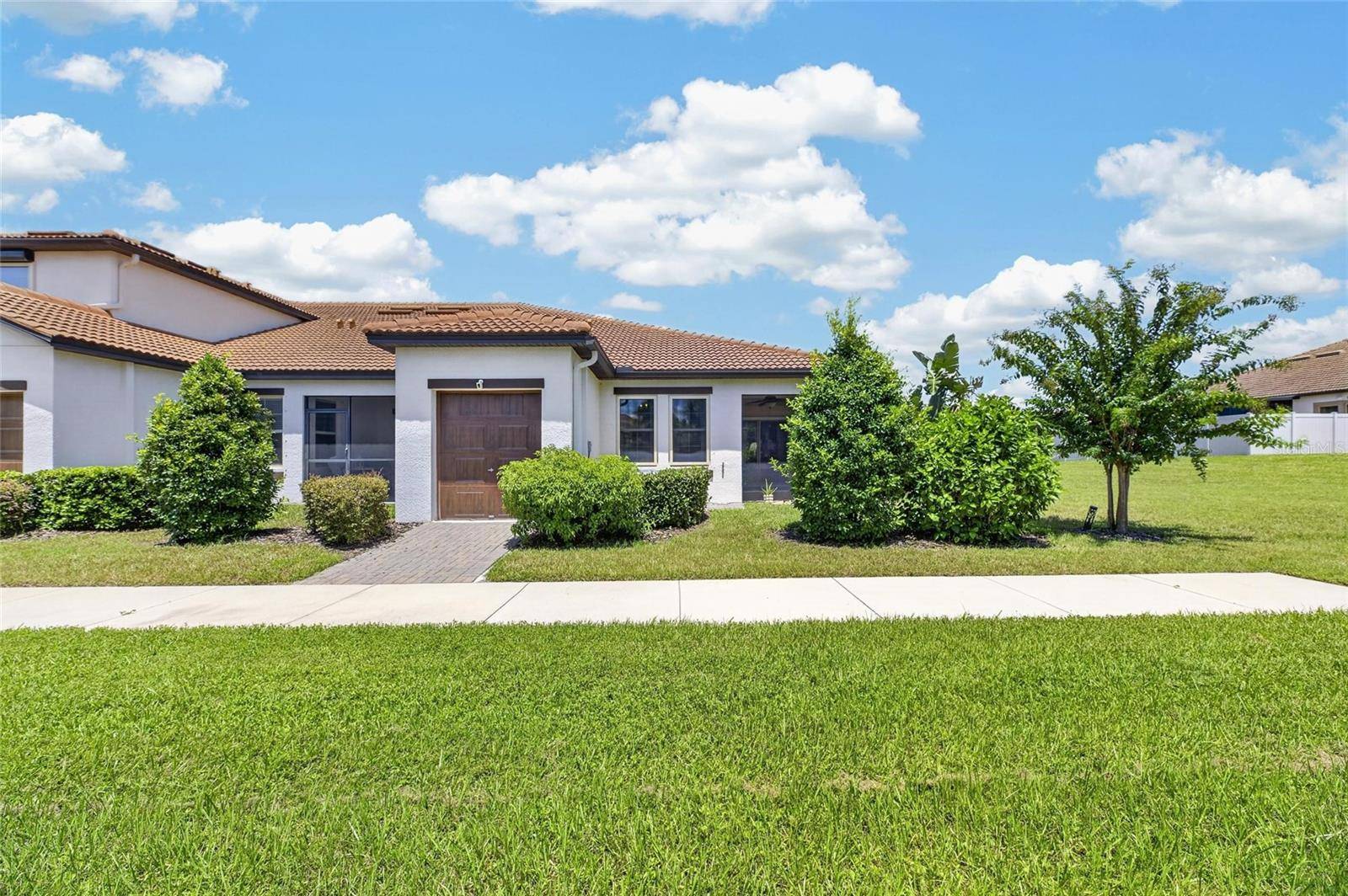 5325 STOIC VALE DR, Wimauma, FL 33598