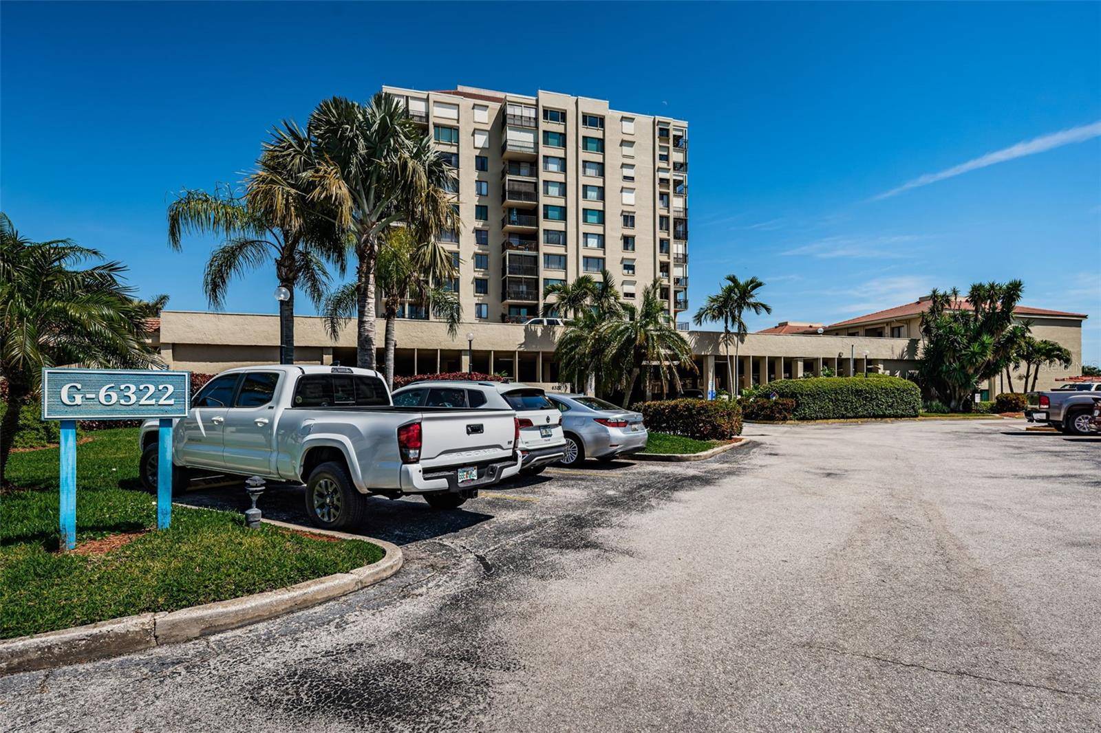 6322 PALMA DEL MAR BLVD S #705, St Petersburg, FL 33715