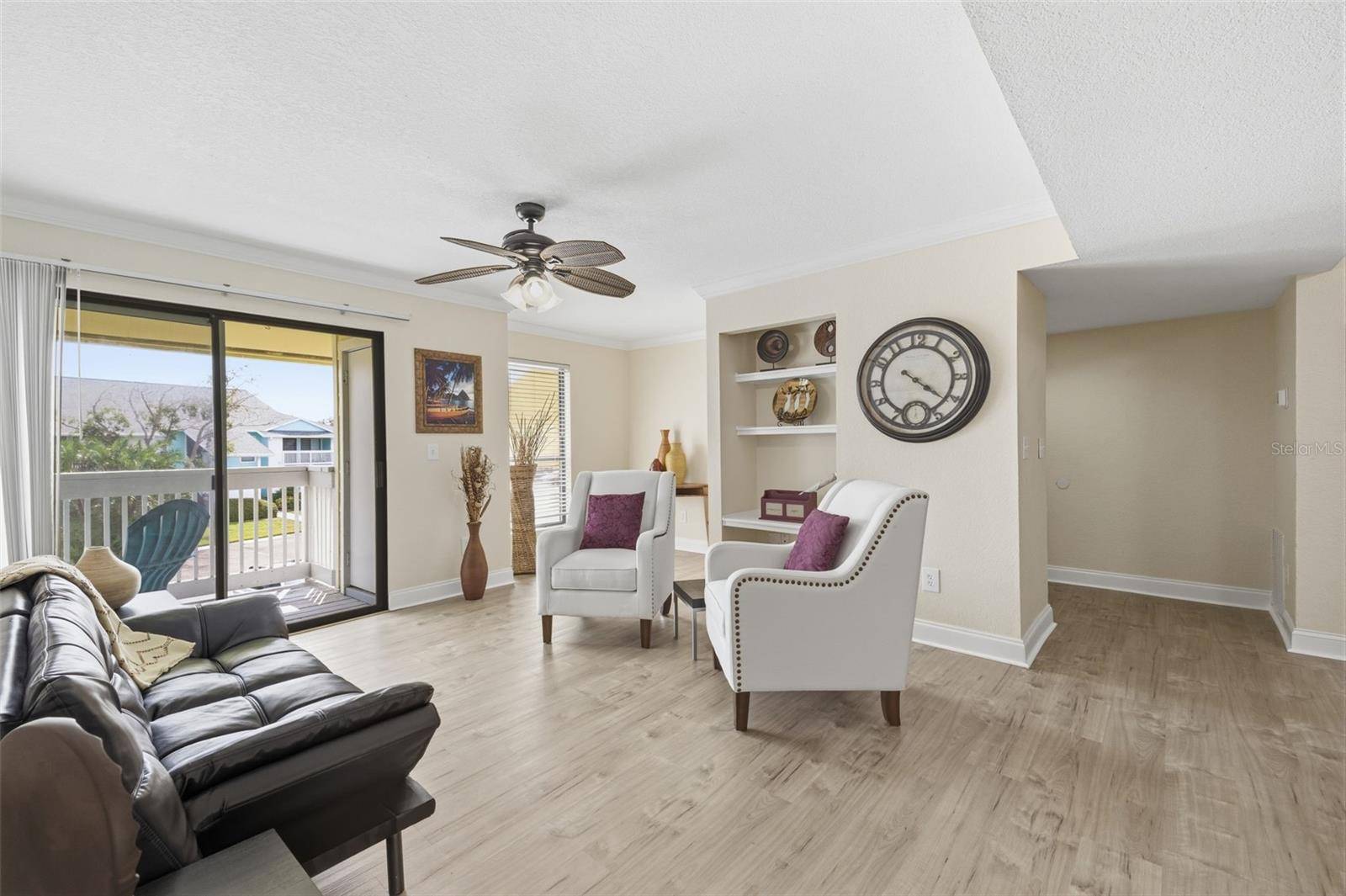 455 ALT 19 S #218, Palm Harbor, FL 34683