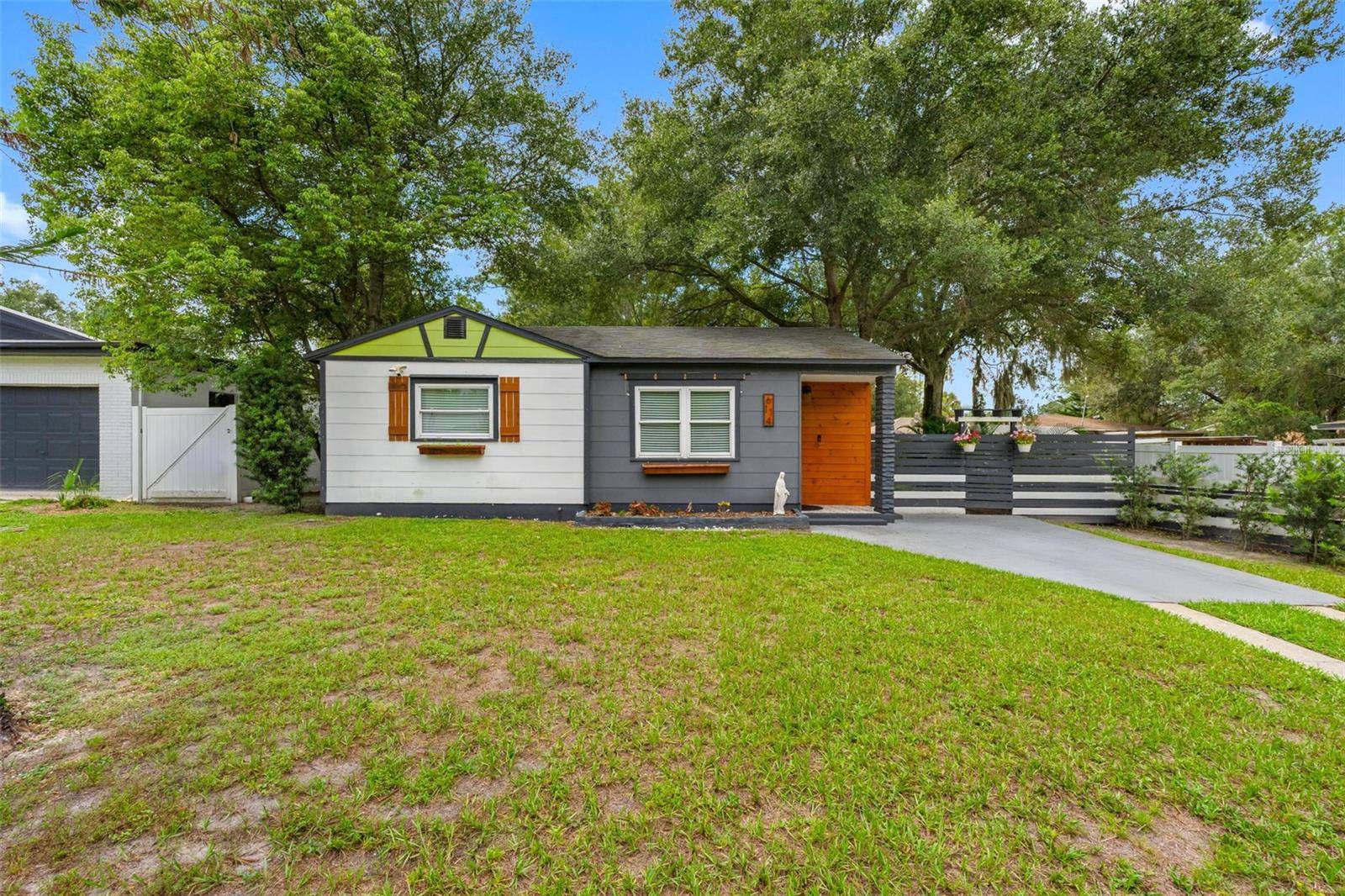 6114 N 23RD ST, Tampa, FL 33610
