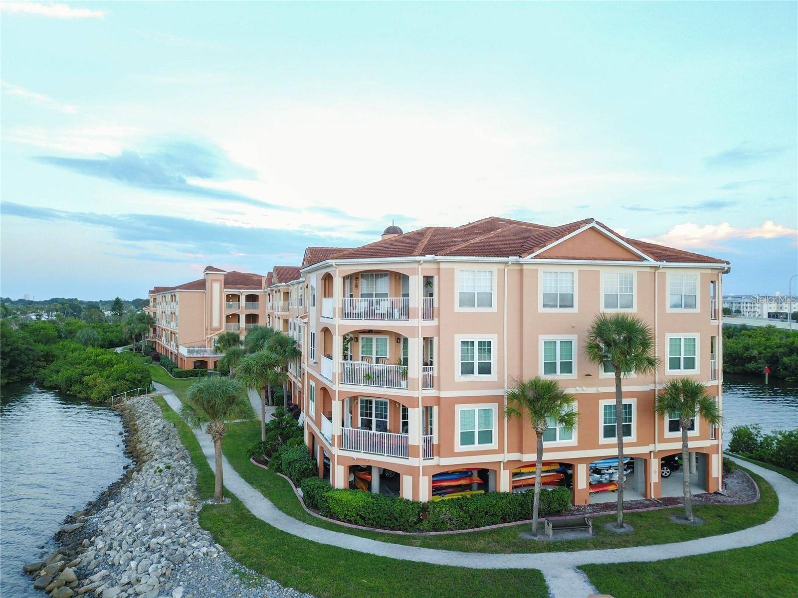 5000 CULBREATH KEY WAY #1-318, Tampa, FL 33611