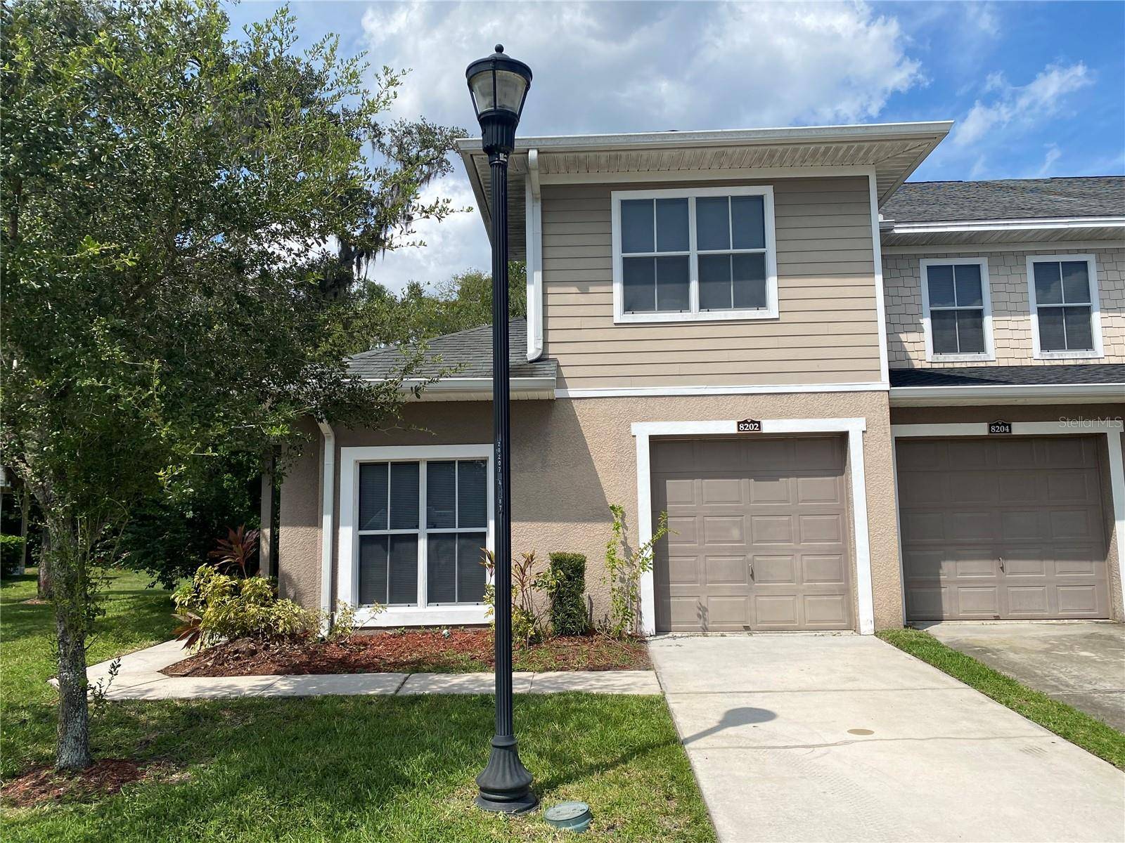 8202 DOWNPATRICK CT, Tampa, FL 33610