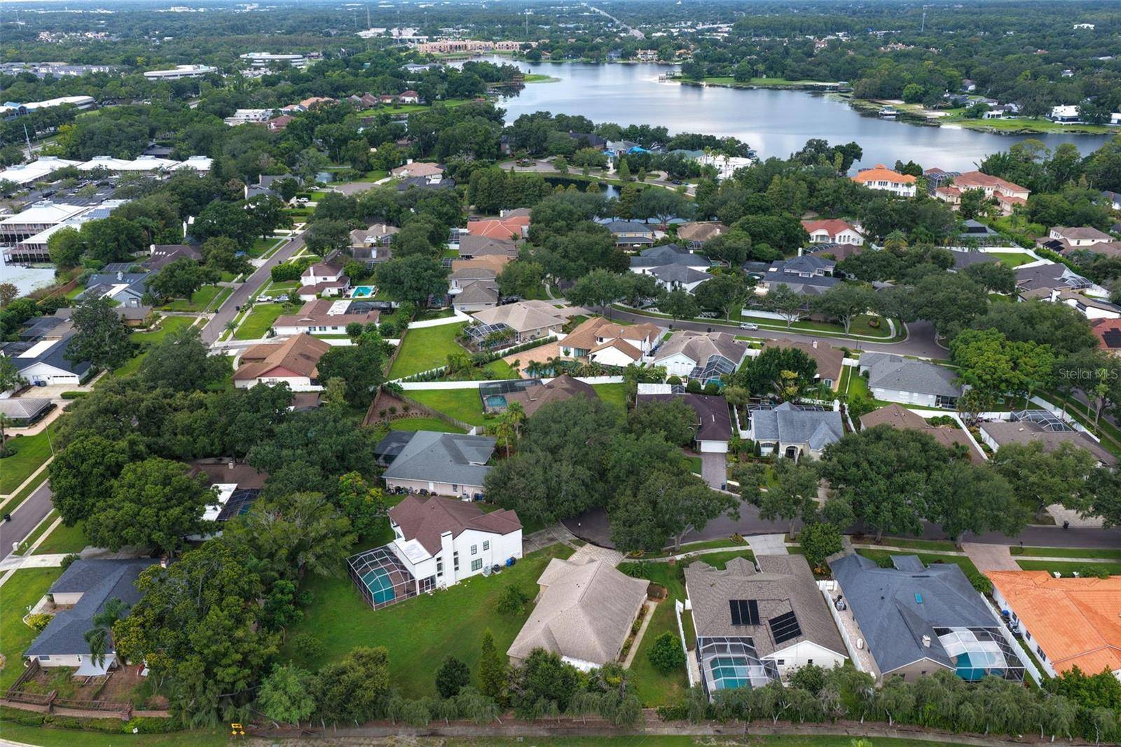 9703 HIDDEN COVE CT, Tampa, FL 33618