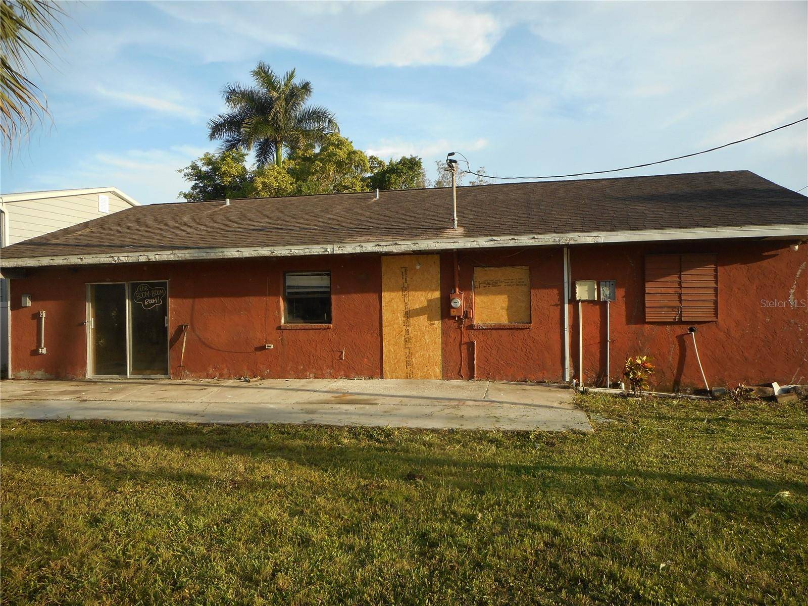 609 1ST AVE NW, Ruskin, FL 33570