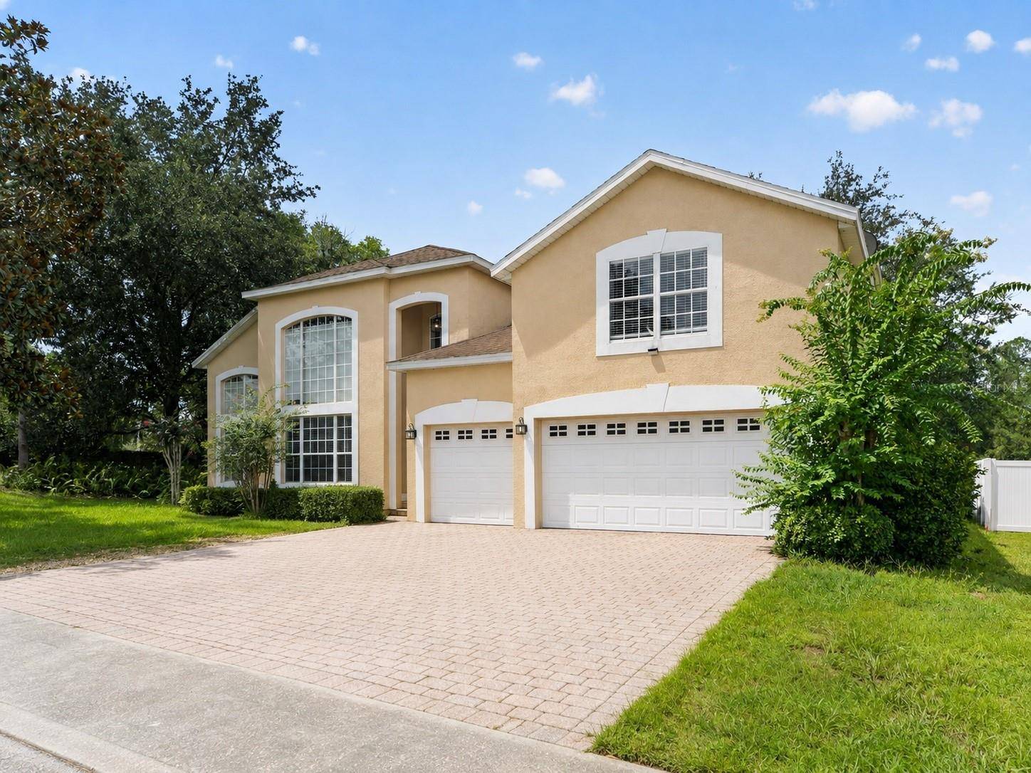 2100 LAUREL BLOSSOM CIR, Ocoee, FL 34761
