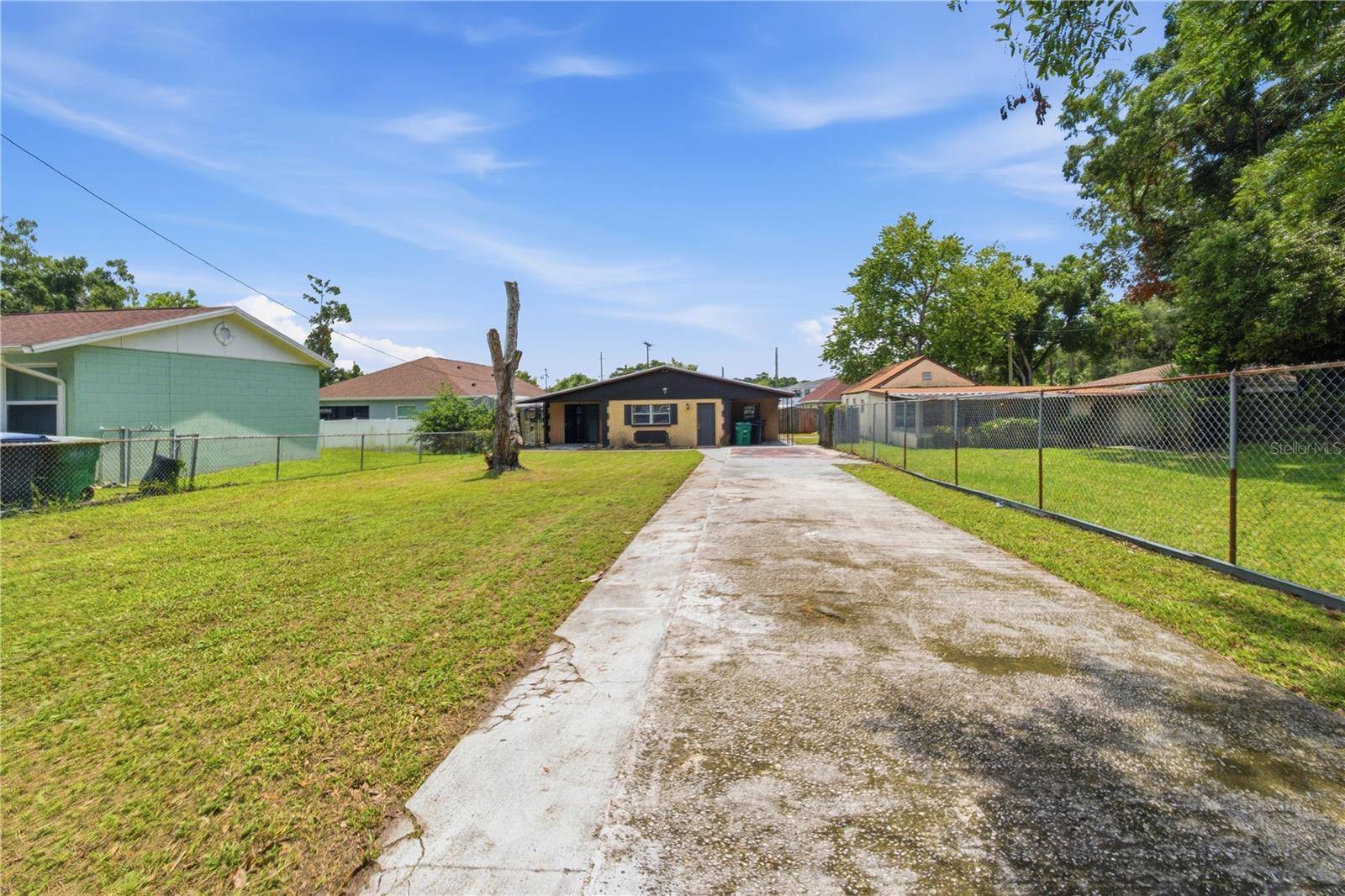 909 ALICIA AVE #1/2, Tampa, FL 33604