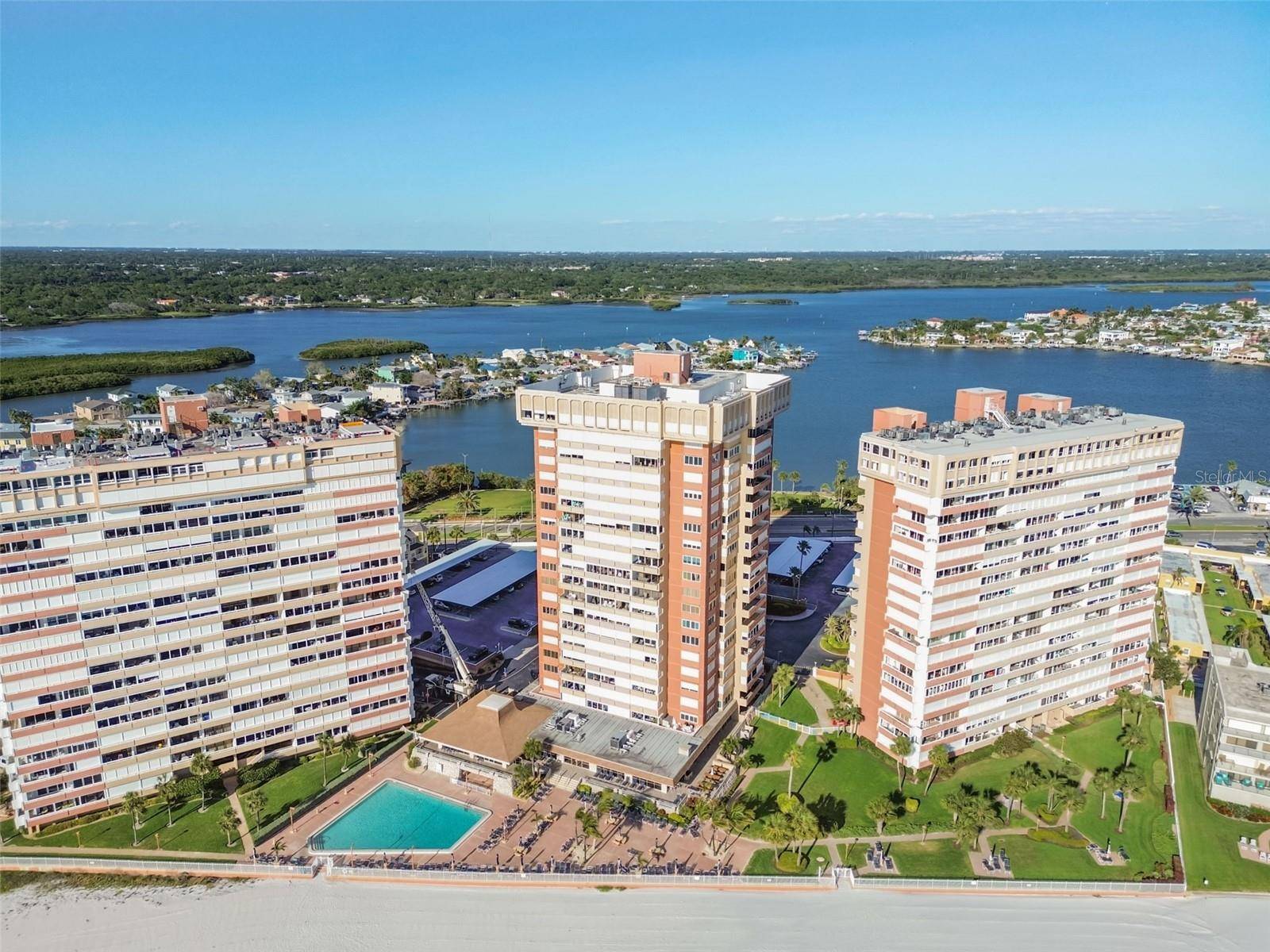 17900 GULF BLVD #15D, Redington Shores, FL 33708