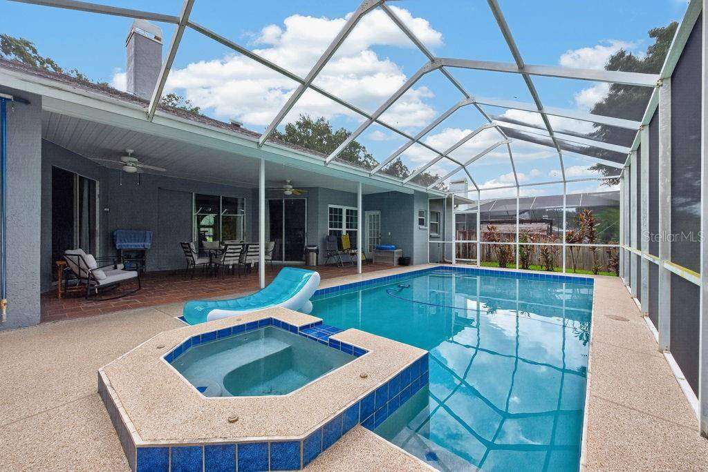 22832 CYPRESS TRAIL DR, Lutz, FL 33549