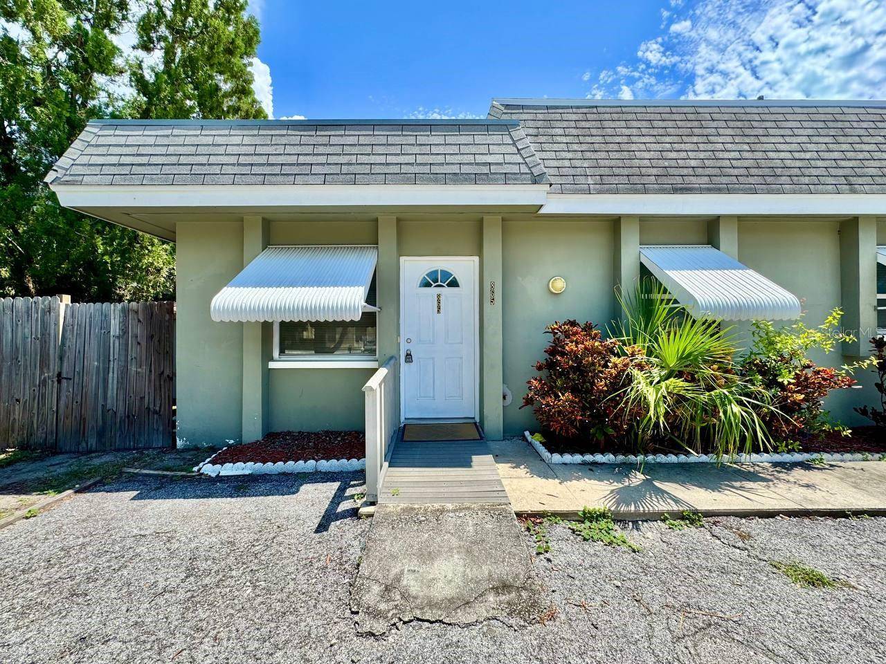 865 TROTTER RD, Largo, FL 33770