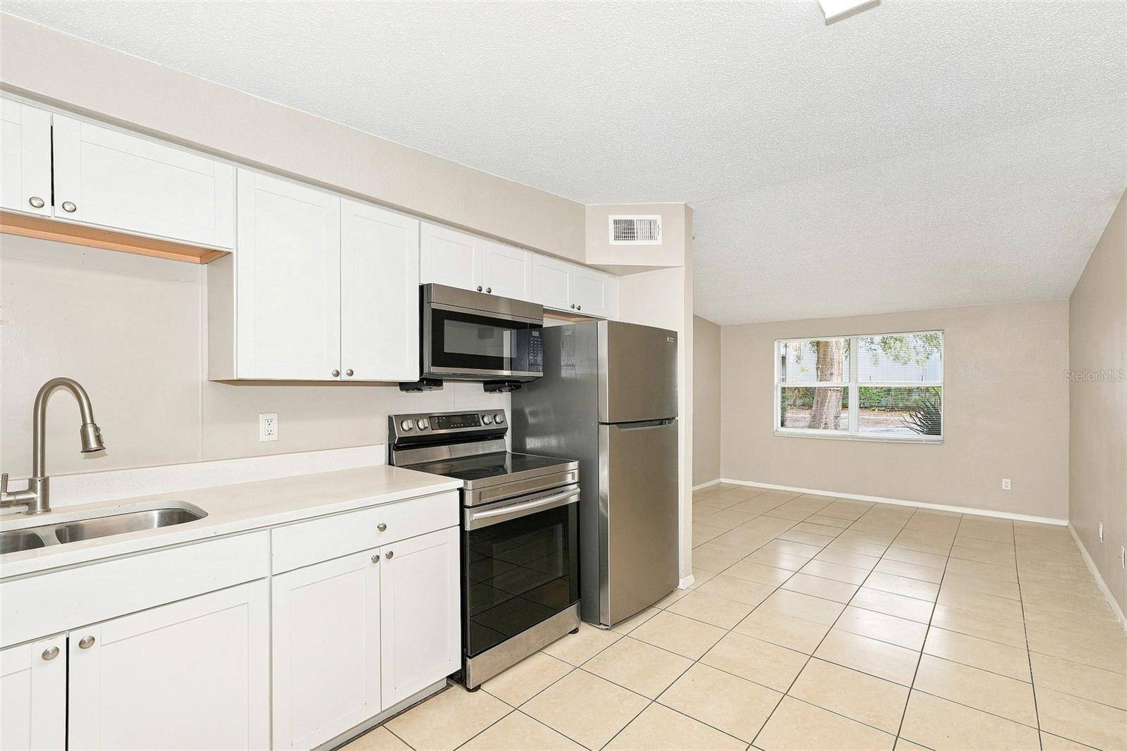 11204 GRANT DR, Port Richey, FL 34668