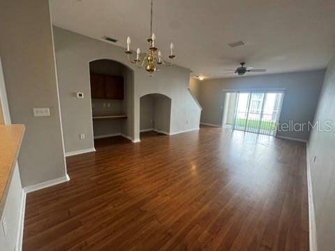 3404 HIGH HAMPTON CIR, Tampa, FL 33610