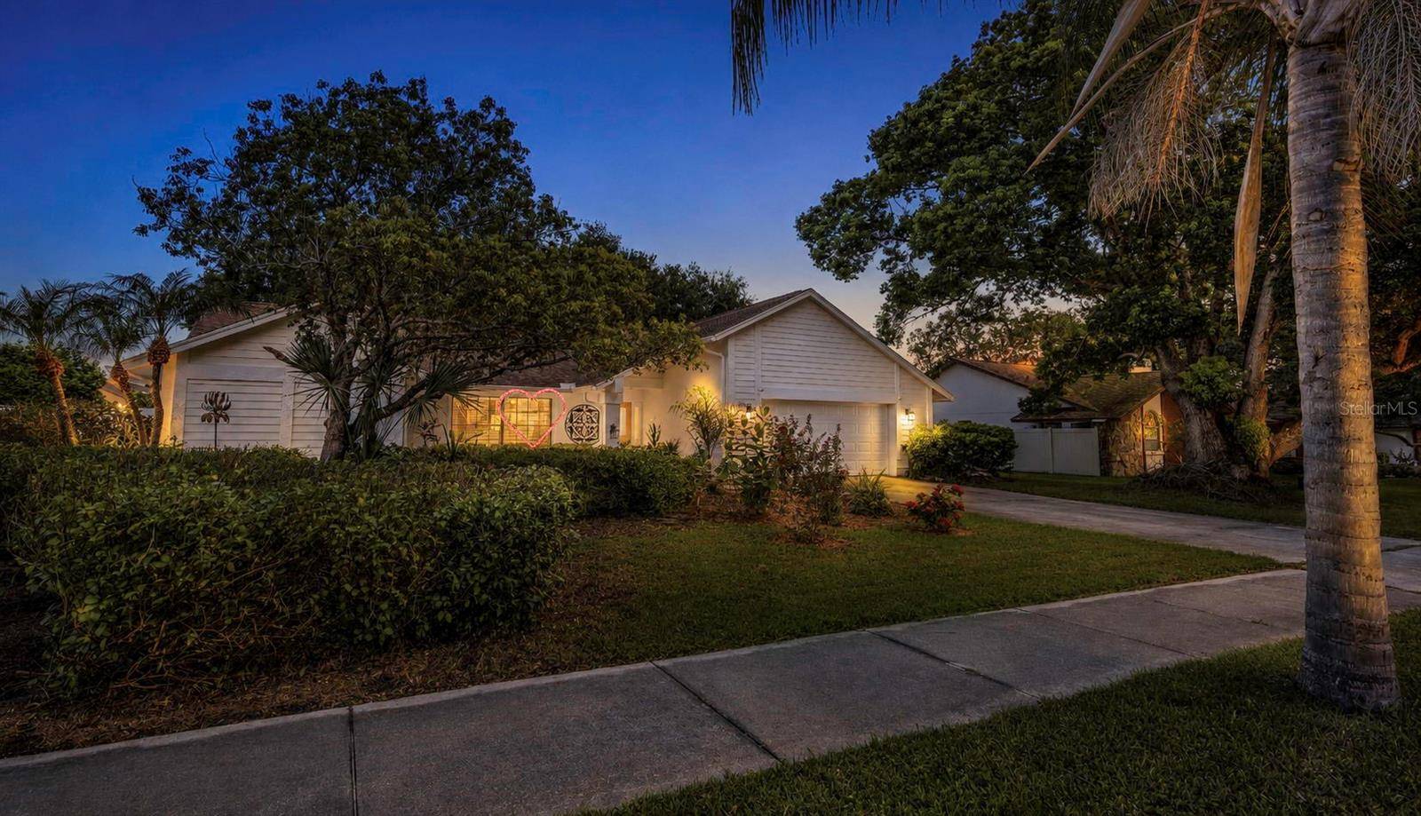 1620 COUNTRY LN, Dunedin, FL 34698