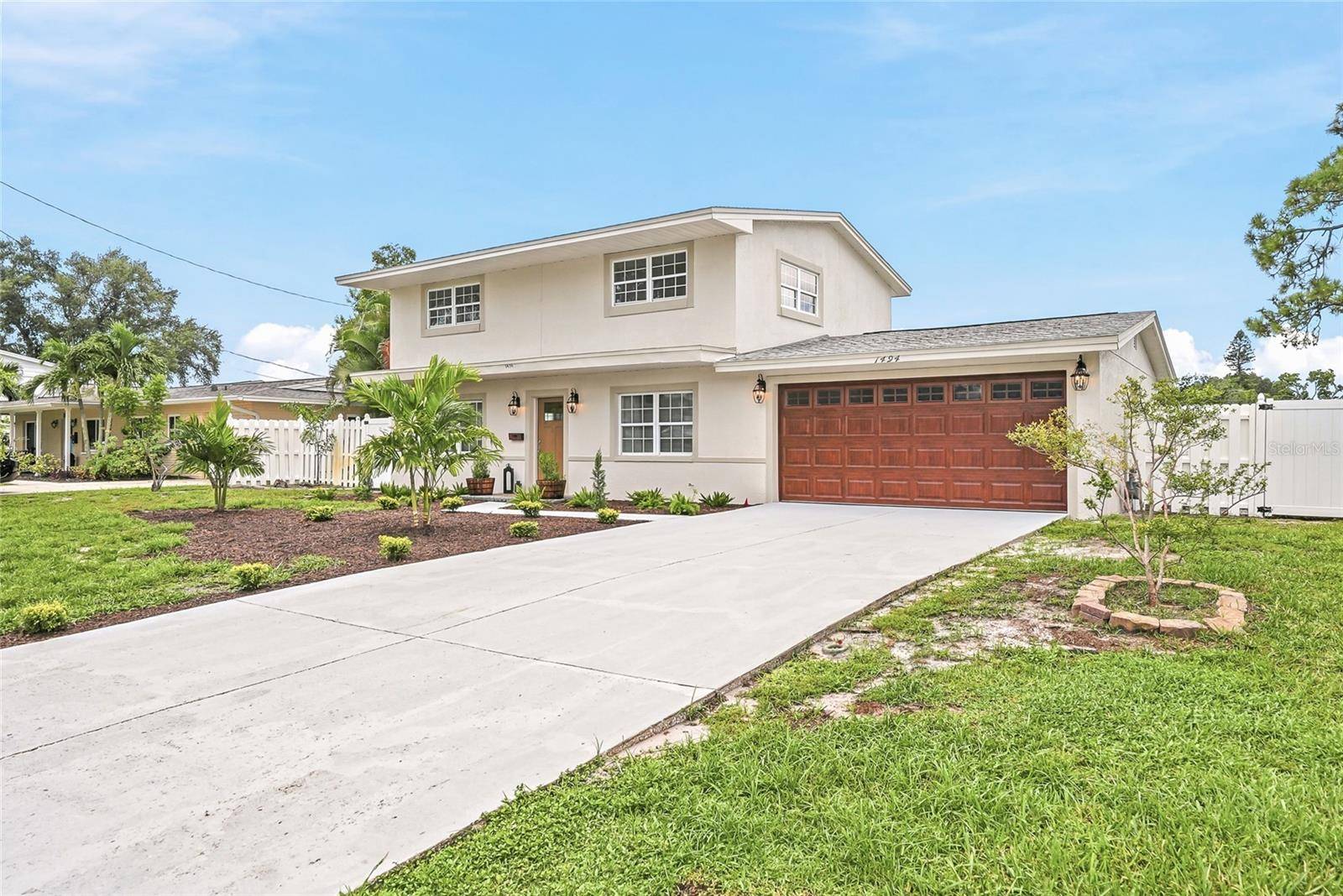1494 85TH AVE N, St Petersburg, FL 33702