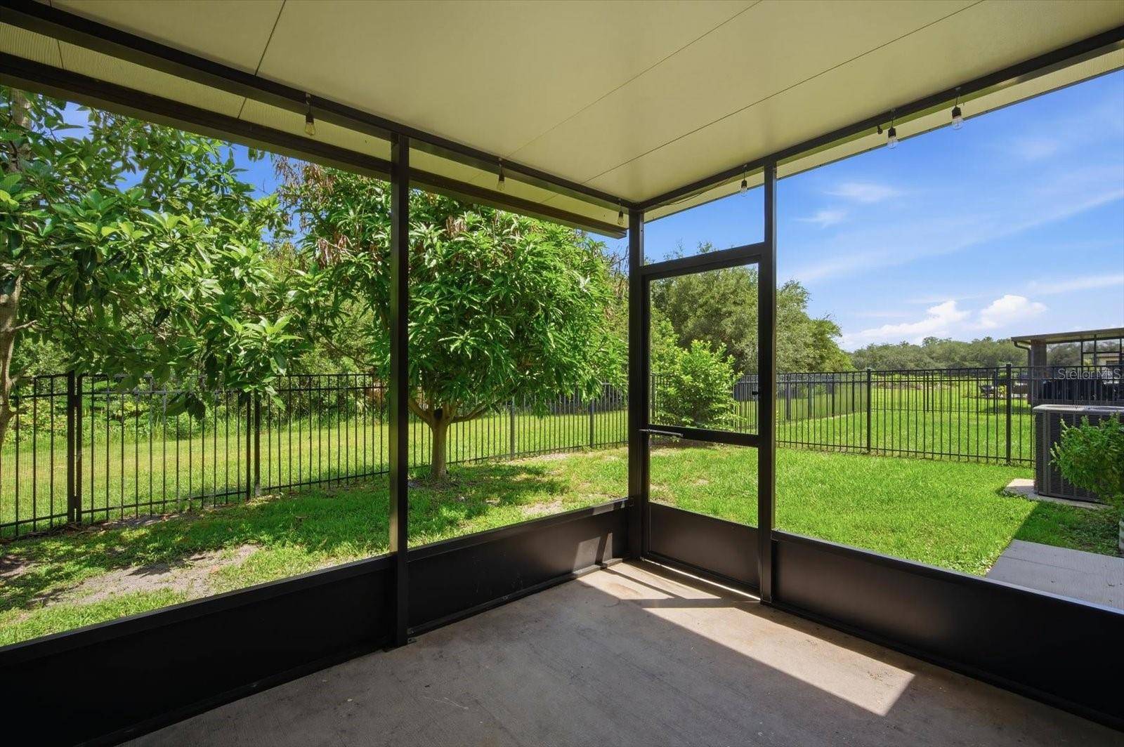 5947 SWEET BIRCH DR, Riverview, FL 33578