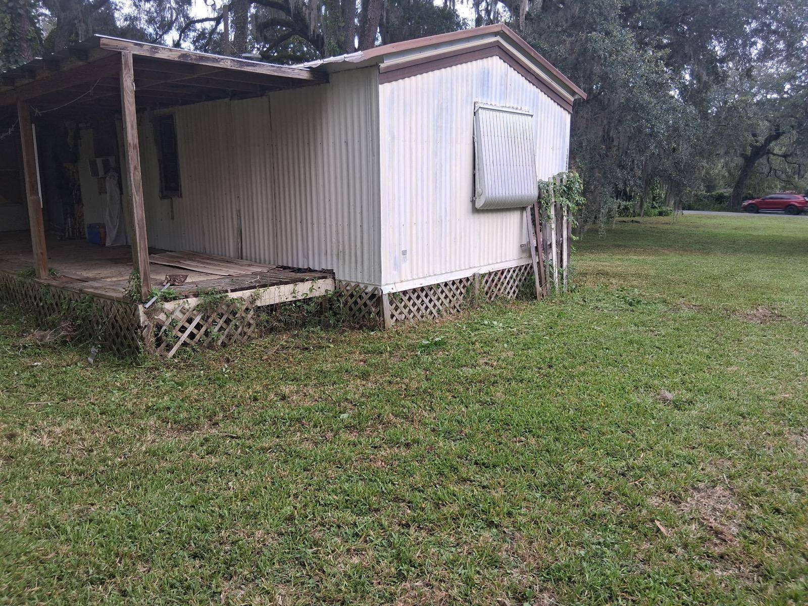 19399 FORT DADE AVE, Brooksville, FL 34601