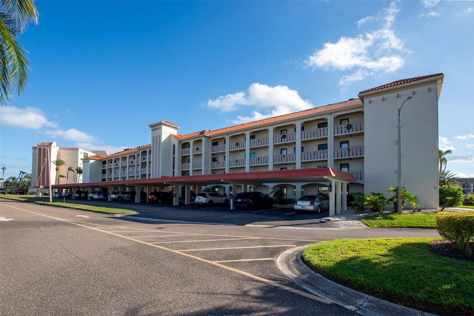 19029 US HIGHWAY 19 N #8-25, Clearwater, FL 33764