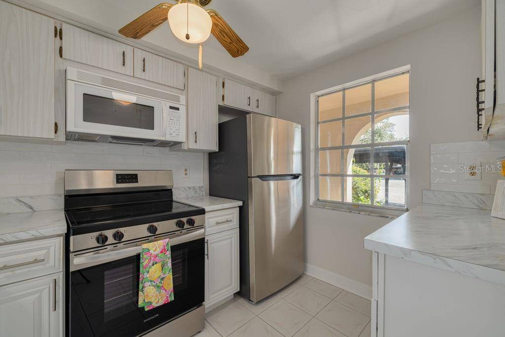 4433 SUNSTATE DR, New Port Richey, FL 34652