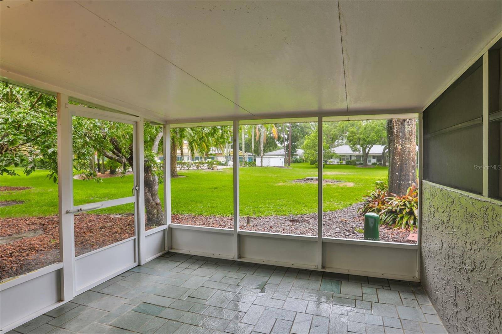 720 PALMER LN, Palm Harbor, FL 34685