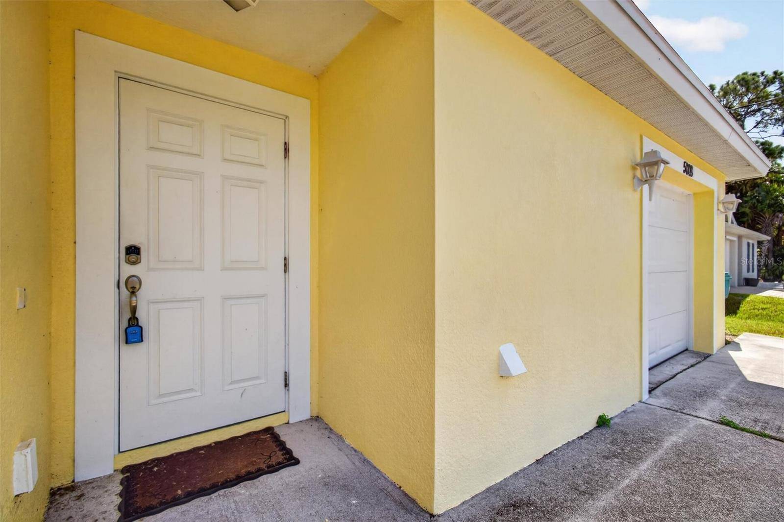 5008 S OBISPO CIR, Labelle, FL 33935
