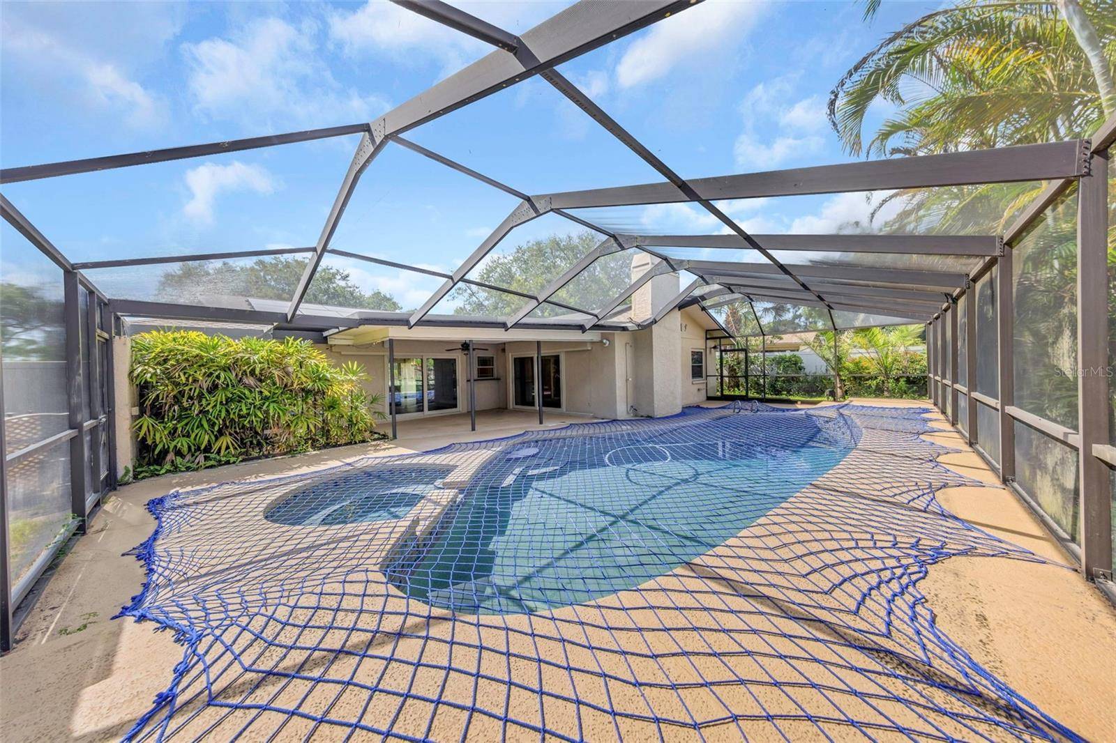 3582 FAIRWAY FOREST DR, Palm Harbor, FL 34685