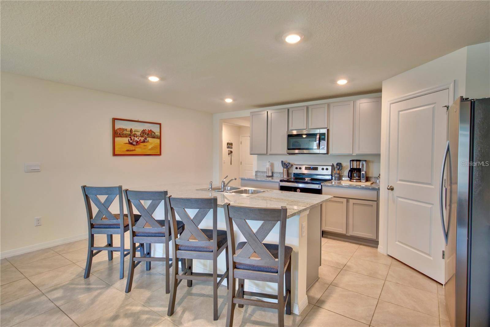 35712 DOVELAND DR, Zephyrhills, FL 33541