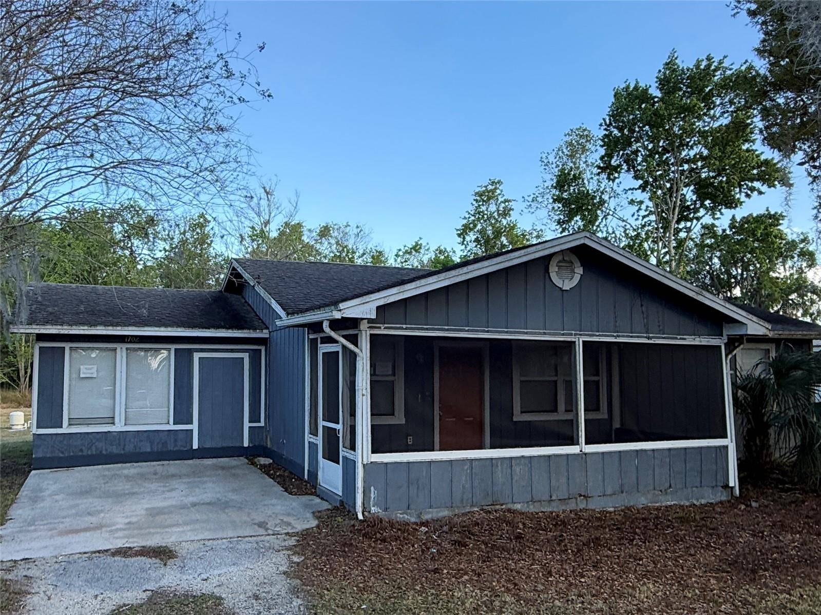 1702 DAWN HEIGHTS DR, Lakeland, FL 33801