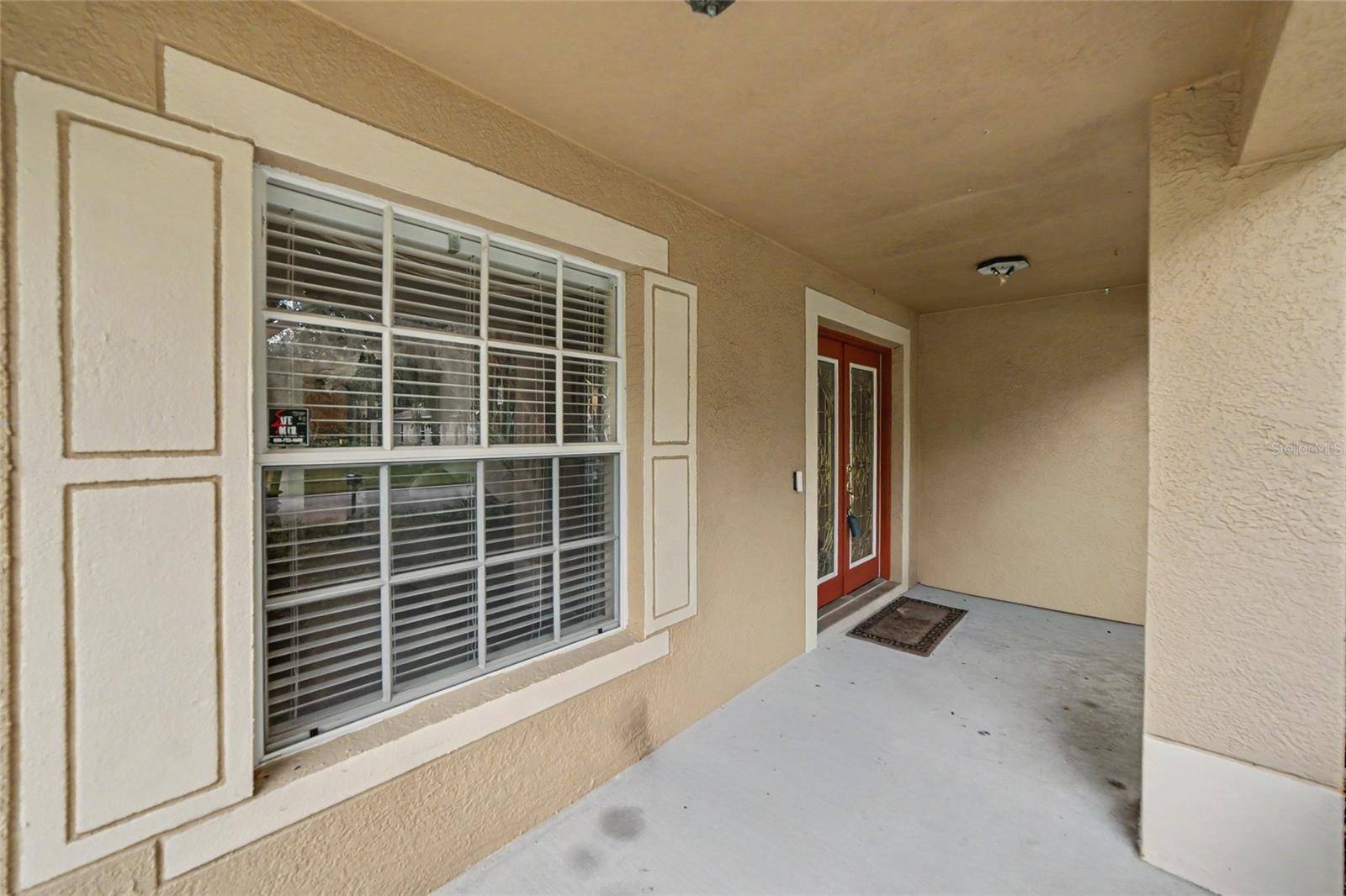 15110 HERONGLEN DR, Lithia, FL 33547