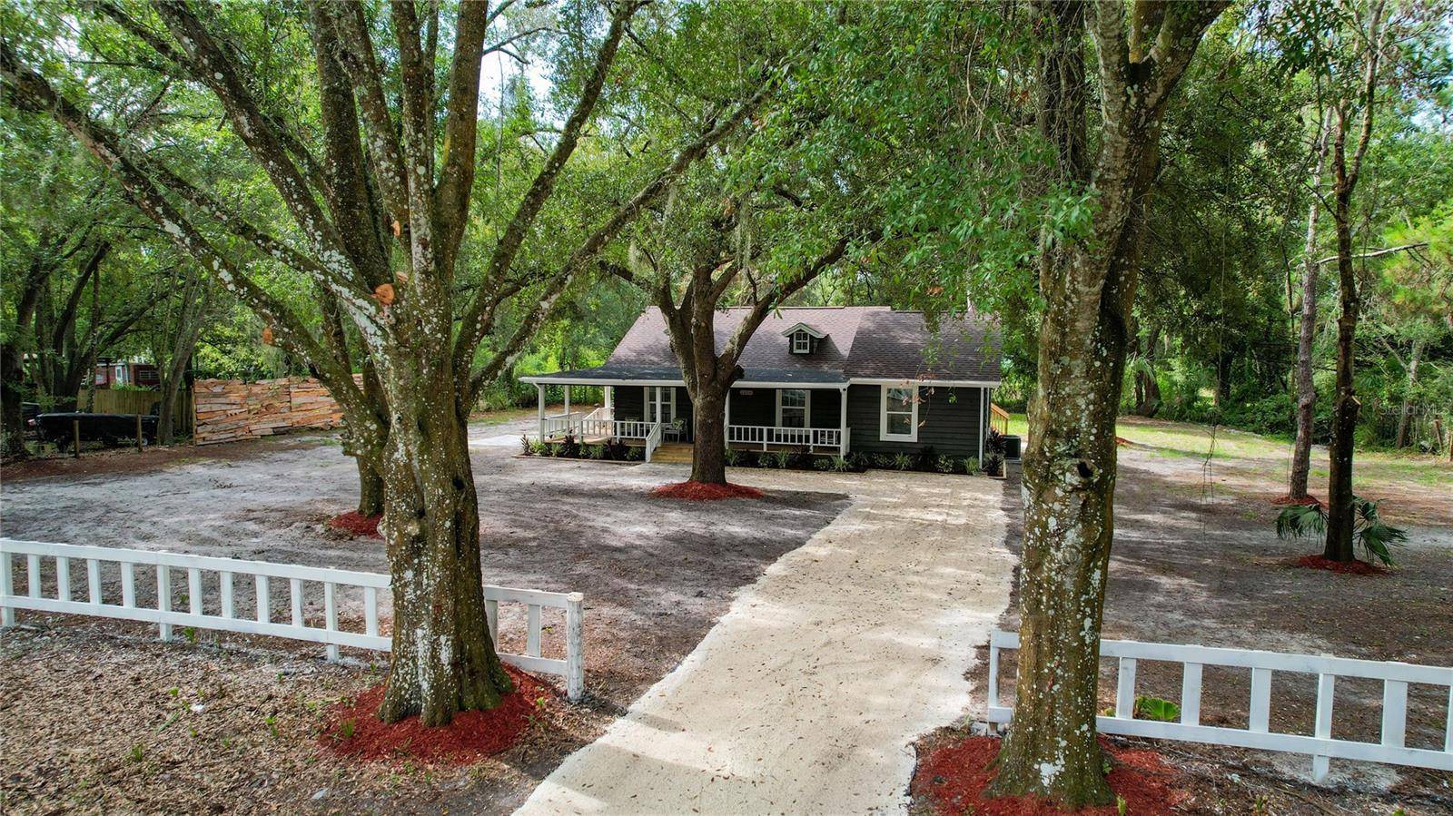 26314 GLENWOOD DR, Wesley Chapel, FL 33544